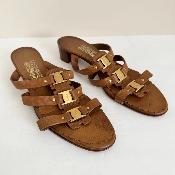 Salvatore Ferragamo Amatrice slide Leather Logo Buckle Block Heel Sandals 12 - Picture 8 of 15
